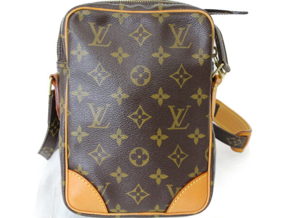 imgrc0076356305 Louis Vuitton Danube Shoulder Bag Monogram Brown