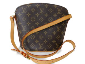 imgrc0076356895 Louis Vuitton Bloomsbury PM Shoulder Bag Damier Canvas Brown