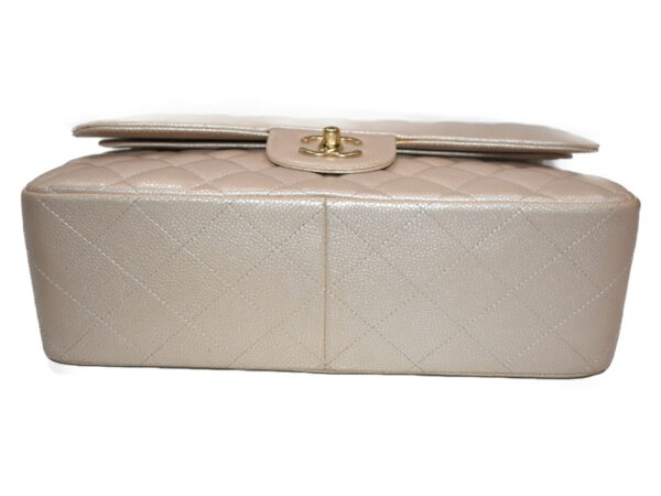 imgrc0076364726 Chanel Classic Grained Calfskin Handbag Champagne Pink