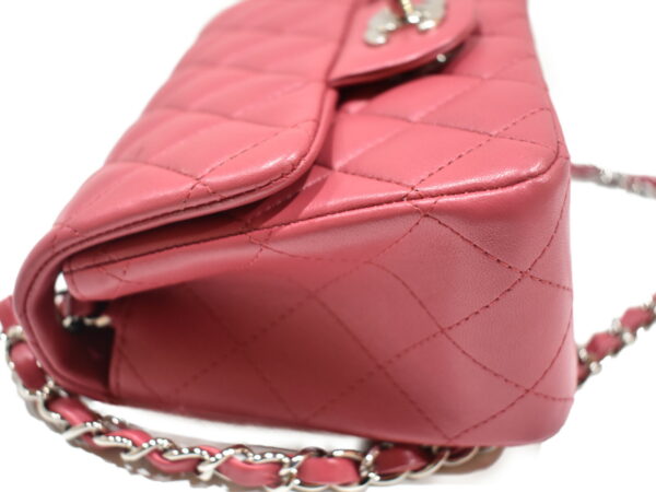 imgrc0076364737 Chanel Mini Flap Lambskin Shoulder Bag Pink