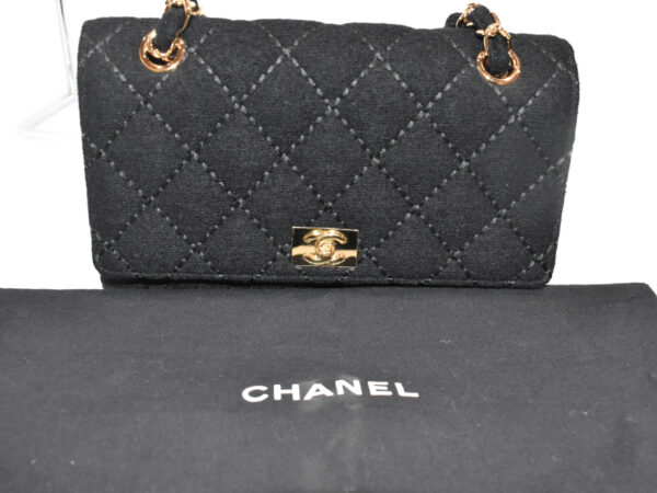 imgrc0076379014 Chanel Chain Shoulder Jersey Bag Black