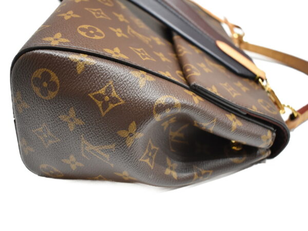 imgrc0076612839 Louis Vuitton Cluny MM 2WAY Handbag Monogram Brown