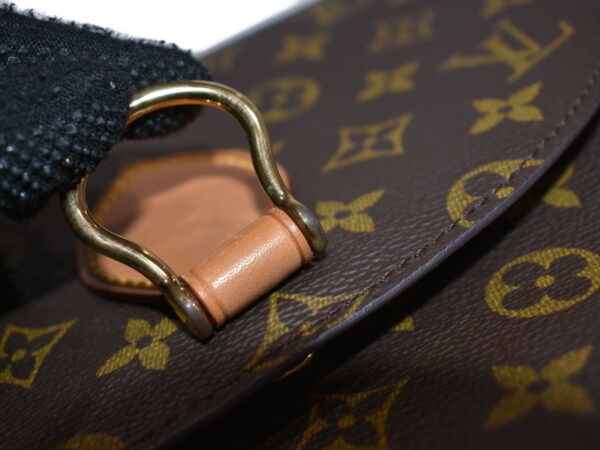 imgrc0076646490 Louis Vuitton Saint Cloud Crossbody Bag Monogram Brown