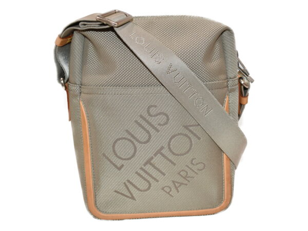 imgrc0076695393 Louis Vuitton Citadan Jean Canvas Shoulder Bag Khaki