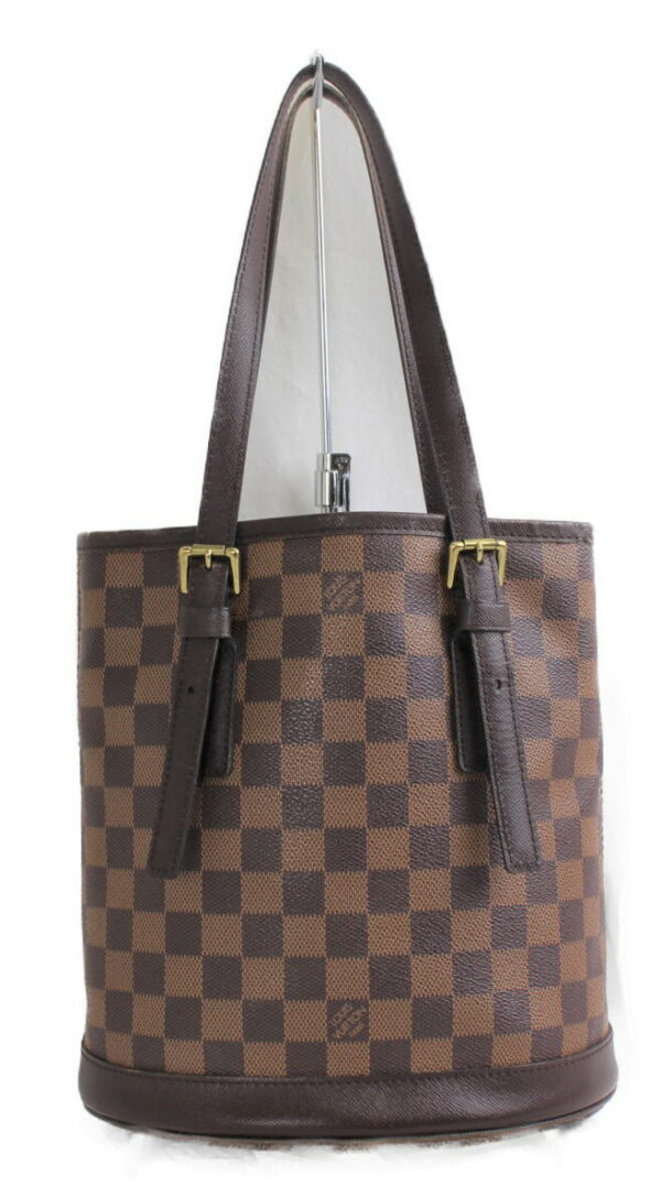 imgrc0076695739 Louis Vuitton Male Bucket Bag Damier Canvas Brown