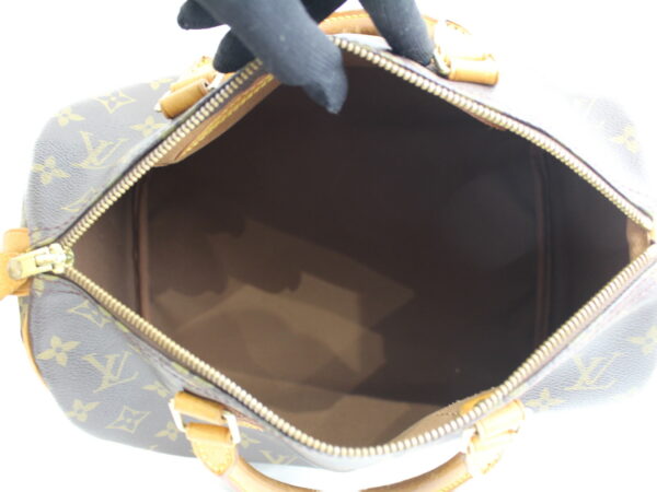 imgrc0076715697 Louis Vuitton Speedy 30 Monogram Handbag