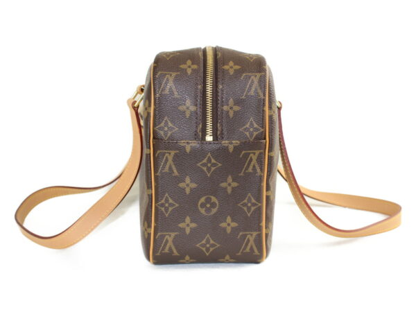 imgrc0076724938 Louis Vuitton Cite Gm Handbag Monogram Canvas Brown