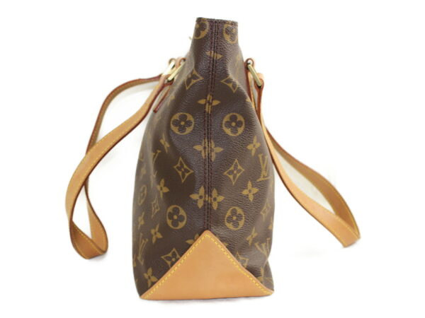 imgrc0076724967 Louis Vuitton Hippo Piano Monogram Shoulder Bag