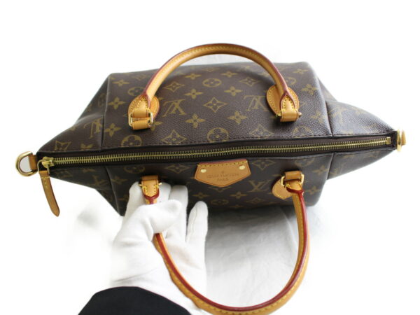 imgrc0076747128 Louis Vuitton Turenne MM Monogram Shoulder Bag Brown