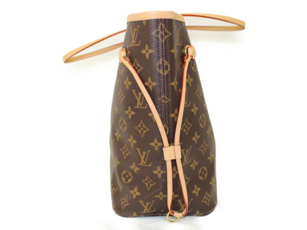 imgrc0076802384 Louis Vuitton Neverfull MM Tote Bag Monogram Brown