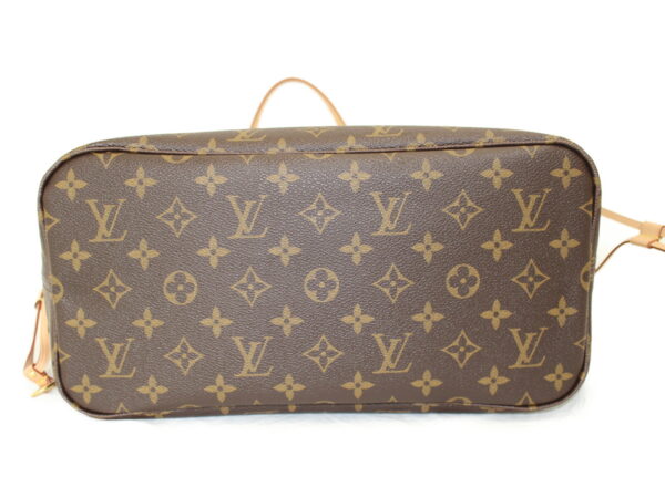 imgrc0076802385 Louis Vuitton Neverfull MM Tote Bag Monogram Brown