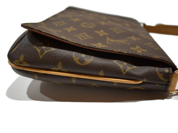 imgrc0076813699 Louis Vuitton Musette Tango Shoulder Bag Monogram Brown