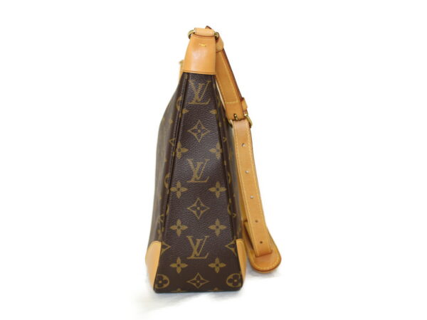 imgrc0076814452 Louis Vuitton Boulogne Monogram Shoulder Bag