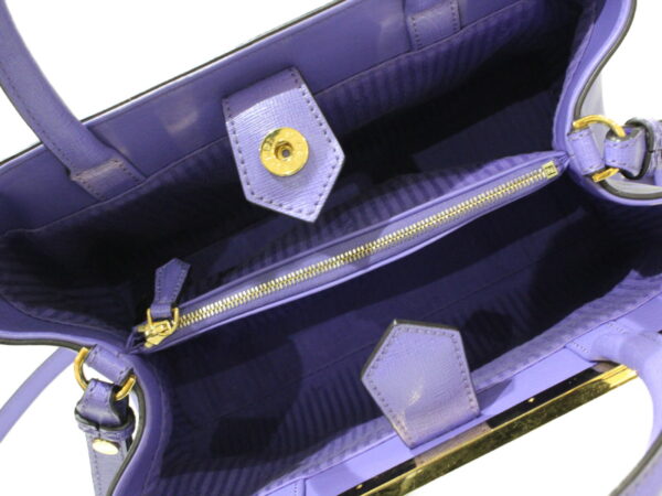 imgrc0076937702 Fendi Petit Toujours Handbag Shoulder Bag Leather Purple