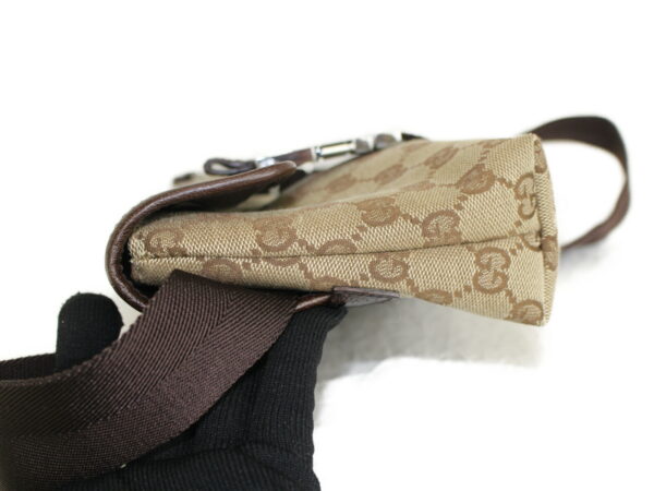 imgrc0076942449 Gucci GG Canvas Waist Pouch Beige Brown