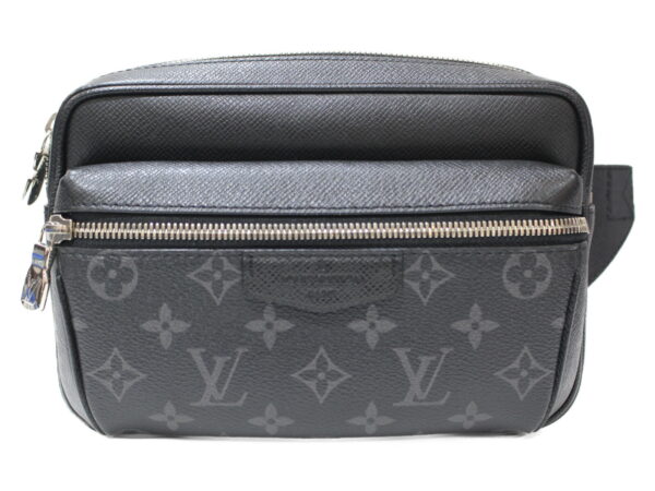 imgrc0077012661 Louis Vuitton Bum Bag Outdoor Monogram Eclipse Taiga