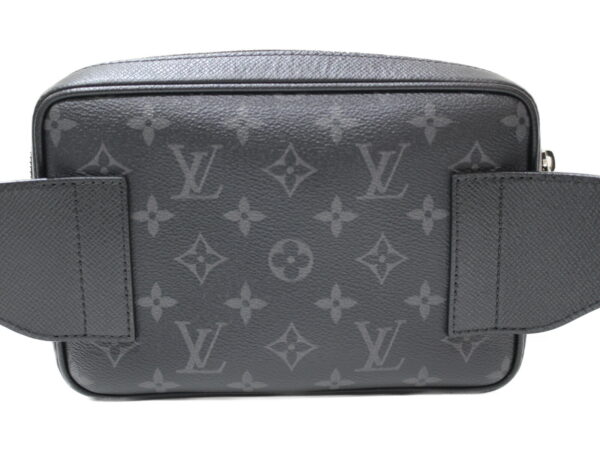 imgrc0077012664 Louis Vuitton Bum Bag Outdoor Monogram Eclipse Taiga