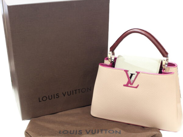 imgrc0077138983 Louis Vuitton Capucines BB Taurillon Leather Pink Handbag