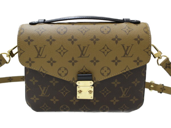 imgrc0077168369 Louis Vuitton Pochette Metis MM Monogram Reverse Shoulder Bag