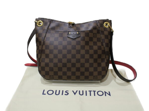 imgrc0077179335 Louis Vuitton South Bank Shoulder Bag Damier Brown