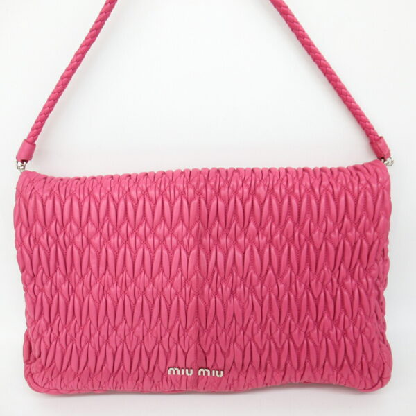 imgrc0077271414 Miu Miu Matelasse Shoulder Bag Pink