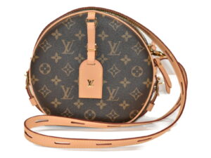 imgrc0077289122 Louis Vuitton Monogram Saintonge Shoulder Bag