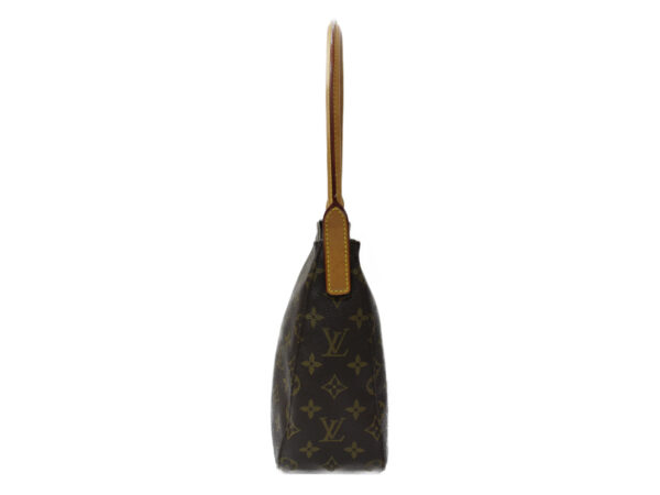 imgrc0077297550 Louis Vuitton Looping MM Monogram Shoulder Bag