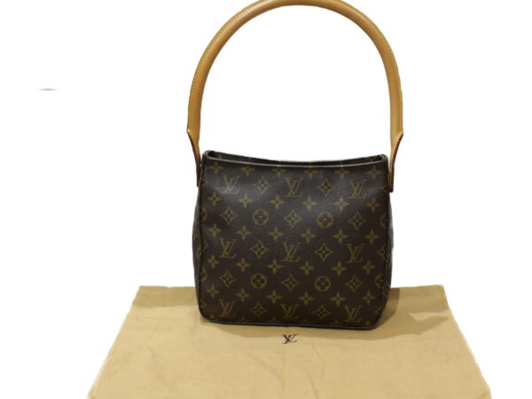 imgrc0077297565 Louis Vuitton Looping MM Monogram Shoulder Bag