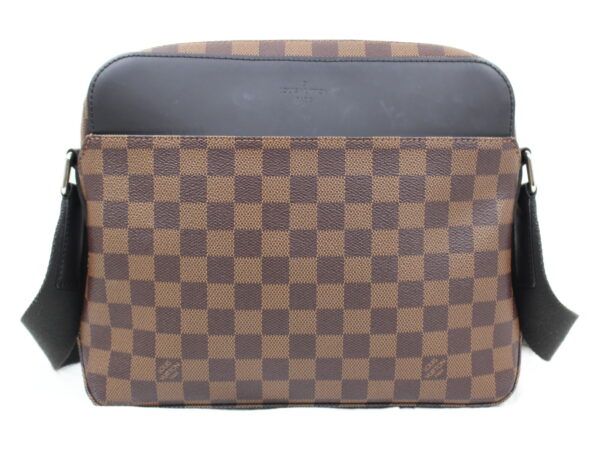 imgrc0077335753 Louis Vuitton Jake Messenger PM Damier Brown Shoulder Bag