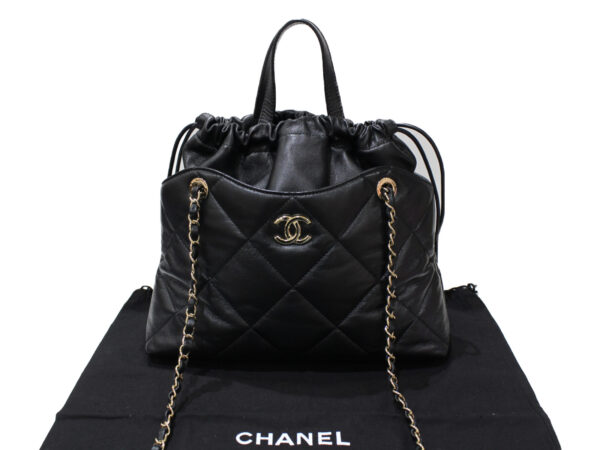 imgrc0077339441 Chanel Small Shopping Bag Lambskin Black