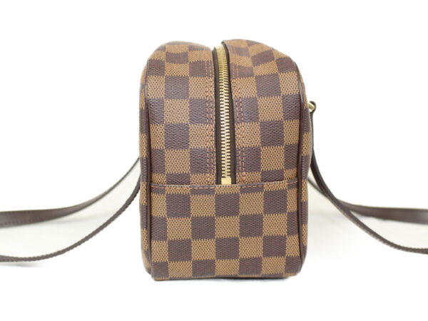 imgrc0077359888 Louis Vuitton Cite MM Damier Shoulder Bag