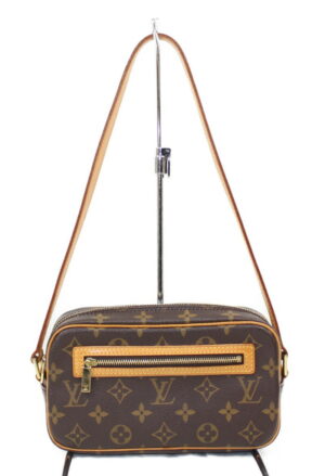 imgrc0077381049 Louis Vuitton Epi Pont Neuf Tote Bag