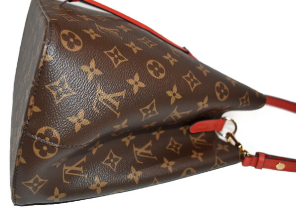 imgrc0077453572 Louis Vuitton Neo Noe Drawstring Bag Monogram Red