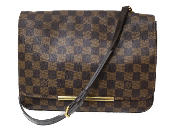 imgrc0077554357 Louis Vuitton Hoxton GM Damier Shoulder Bag