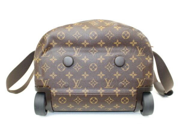 imgrc0077627735 Louis Vuitton Horizon Soft Monogram Suitcase Brown