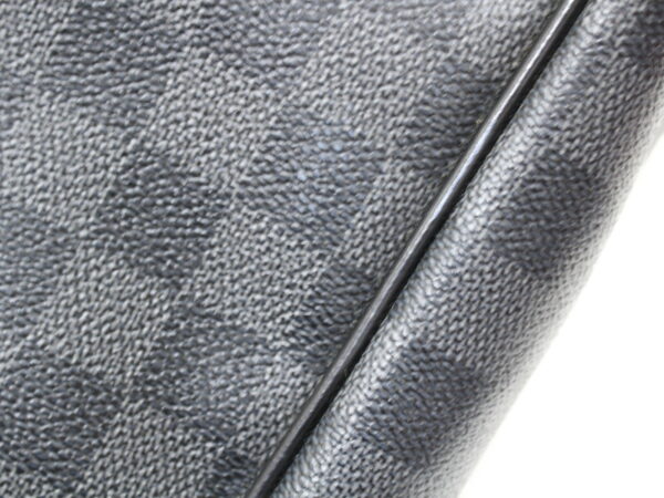 imgrc0077814877 Louis Vuitton Daniel MM Damier Graphite Shoulder Bag