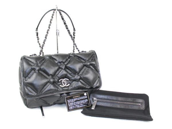 imgrc0077934211 Chanel Bubble Quilt Chain Shoulder Bag Black