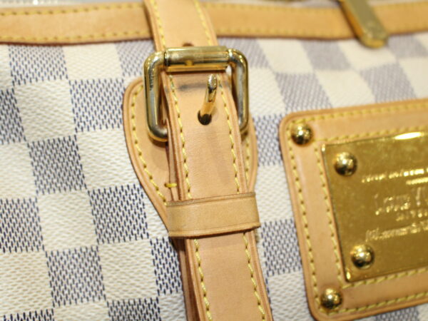 imgrc0078120045 Louis Vuitton Berkley Damier Azur Handbag Ivory