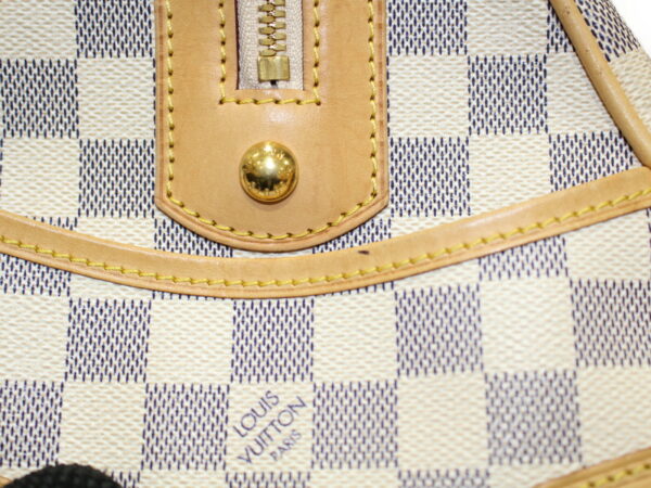 imgrc0078120051 Louis Vuitton Berkley Damier Azur Handbag Ivory