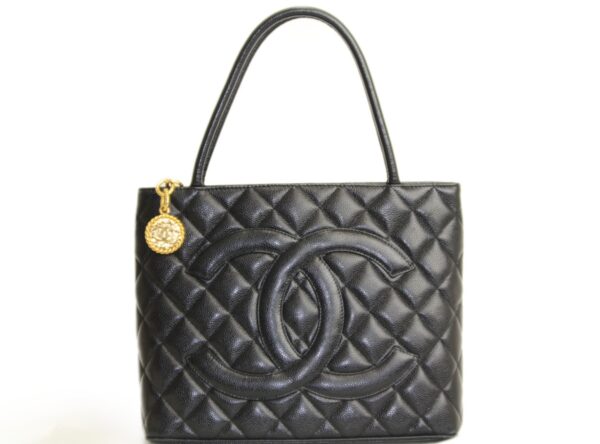 imgrc0078233342 Chanel Reprint Caviar Skin Tote Bag Black