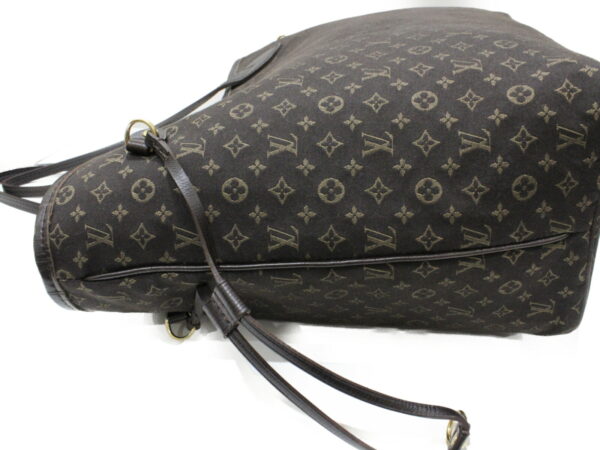 imgrc0078349957 Louis Vuitton Neverfull MM Monogram Tote Bag Brown