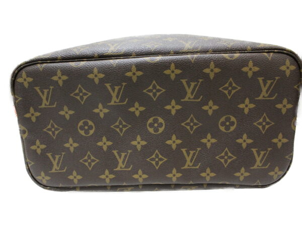 imgrc0078350131 Louis Vuitton Neverfull MM Monogram Tote Bag Brown