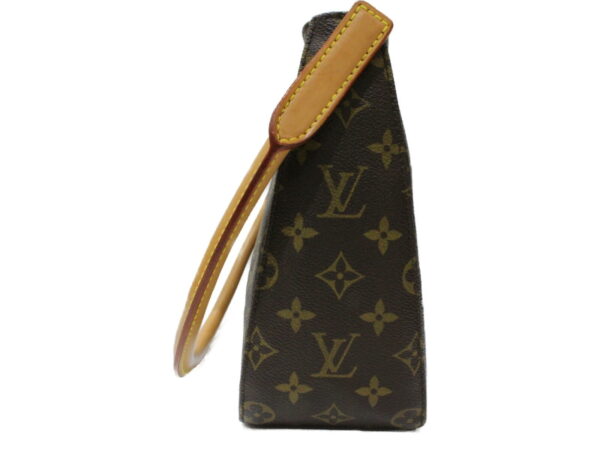 imgrc0078386452 Louis Vuitton Looping MM Monogram Shoulder Bag Brown