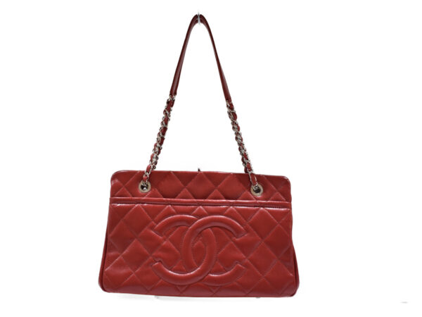 imgrc0078404523 Chanel Caviar Skin Chain Tote Bag Red