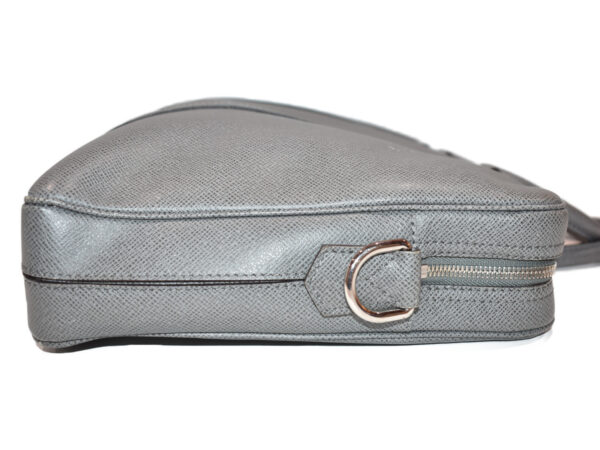 imgrc0078407868 Louis Vuitton PDV PM Business Bag Taiga Gray