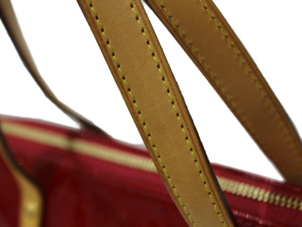 imgrc0078532795 Louis Vuitton Verview PM Vernis Handbag Red