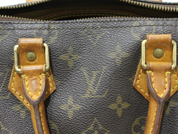 imgrc0078537791 Louis Vuitton Speedy 25 Monogram Handbag Brown