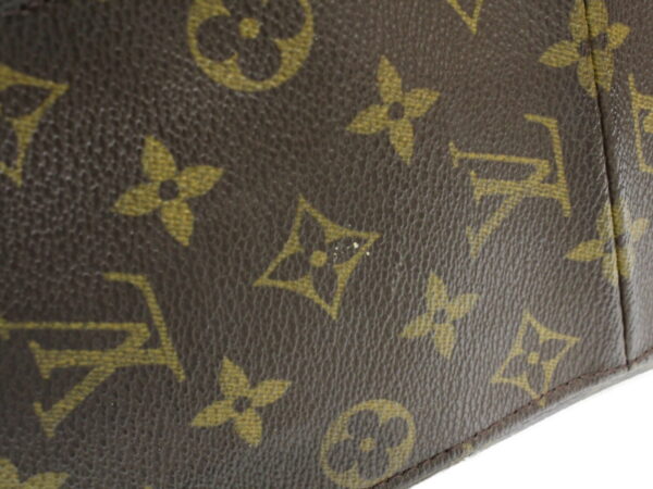 imgrc0078542441 Louis Vuitton Looping Gm Shoulder Bag Monogram Canvas