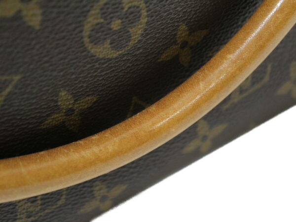 imgrc0078542449 Louis Vuitton Looping Gm Shoulder Bag Monogram Canvas