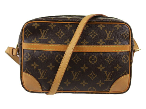 imgrc0078661460 Louis Vuitton Trocadero 24 Monogram Shoulder Bag